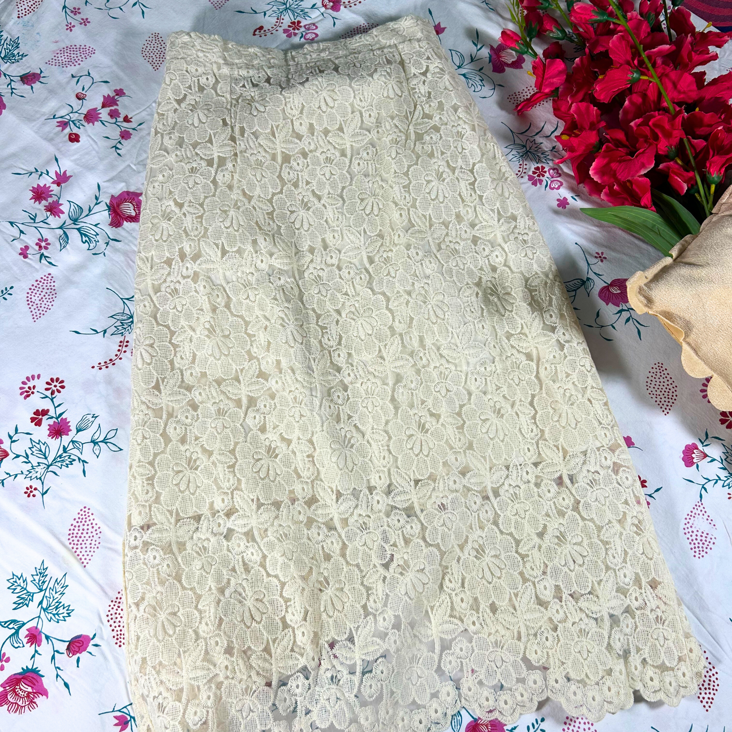 Ivory Bloom Net Skirt Co-ord set